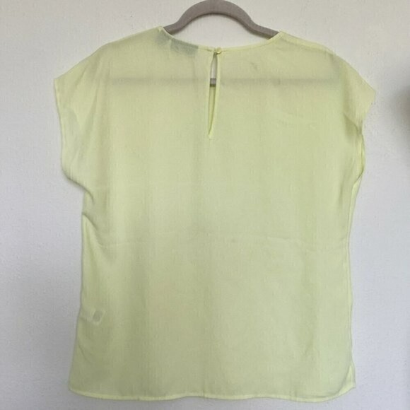 𝅺HALOGEN Top blouse SMALL Yellow Cap Sleeve casual NWT - Picture 7 of 11